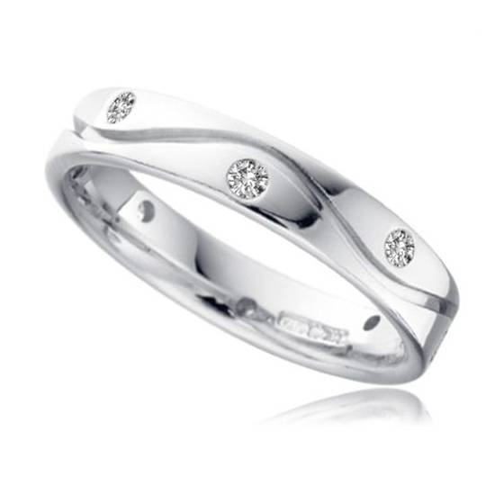 0.20ct VS/F-G 4mm Round Diamond Wedding Ring