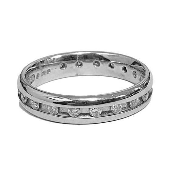 0.30ct VS/E-F Round Cut Full Channel Eternity Ring