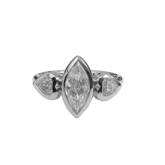 1.07ct SI1/F Marquise and Heart Cut Diamond 3 Stone Ring