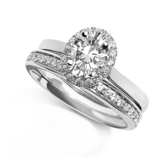 0.95ct VS2/D Oval Diamond Halo Ring