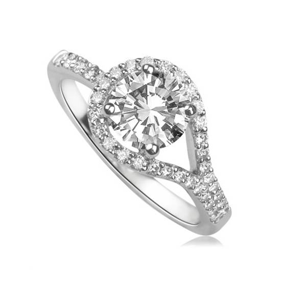 0.90ct VVS2/E Round Diamond Vintage Ring