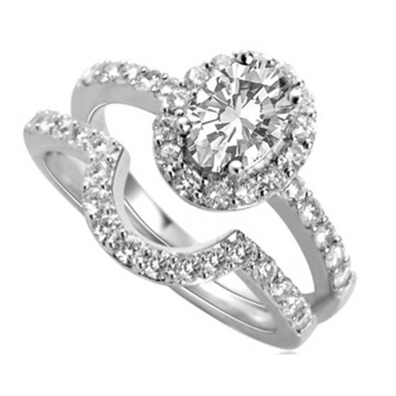 0.80ct SI2/H Oval Shoulder Set Ring With Matching Band