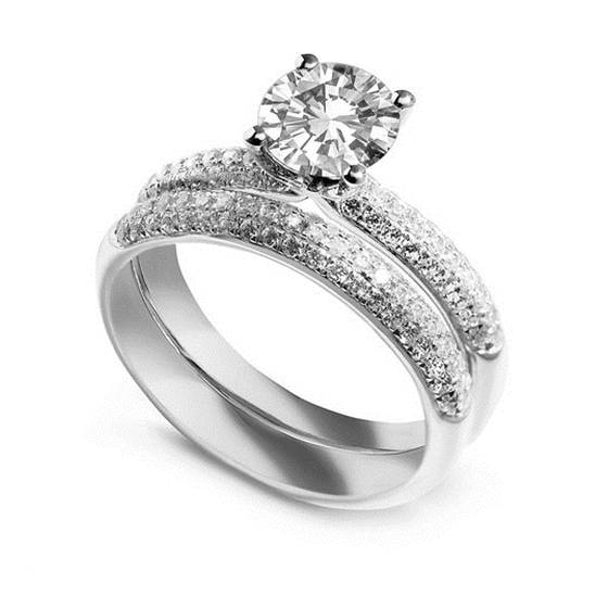 1.00ct I1/H Round Diamond Shoulder Set Ring With Matching Band