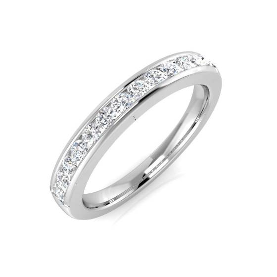 0.23ct SI2/G Round cut Diamond Half Eternity Ring in Platinum