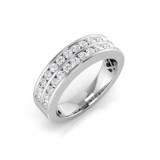 0.47ct VS/F Round cut Lab Grown Diamond Half Eternity Ring in Platinum