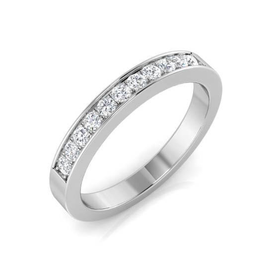 0.28ct VS/F Round cut Lab Grown Diamond Half Eternity Ring in Platinum