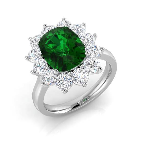 4.49ct SI2/G Cushion cut Green Emerald Gemstone Ring in Platinum