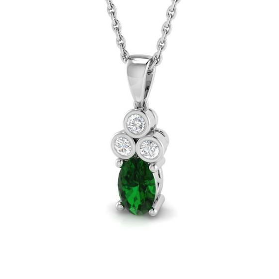 0.55ct SI2/G Round cut Emerald Gemstone Pendant in 18k White Gold