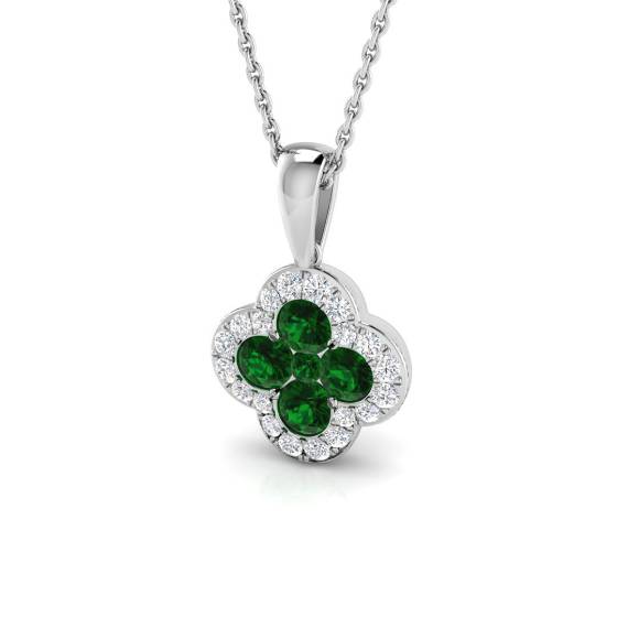 0.71ct SI2/G Round cut Green Emerald Gemstone Pendant in 18k White Gold