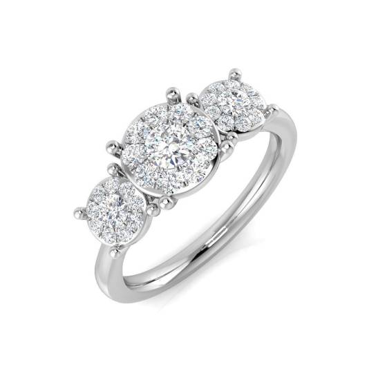 0.50ct SI2/G Round cut Diamond 3 Stone Ring in Platinum