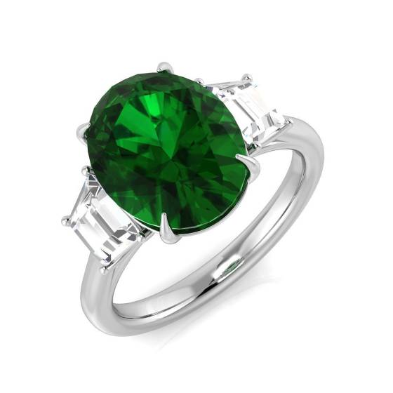 4.39ct SI1/G Oval cut Green Emerald Gemstone Ring in Platinum