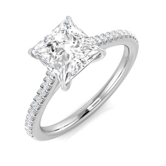 1.65ct SI1/G Princess cut Shoulder Set Engagement Ring in Platinum