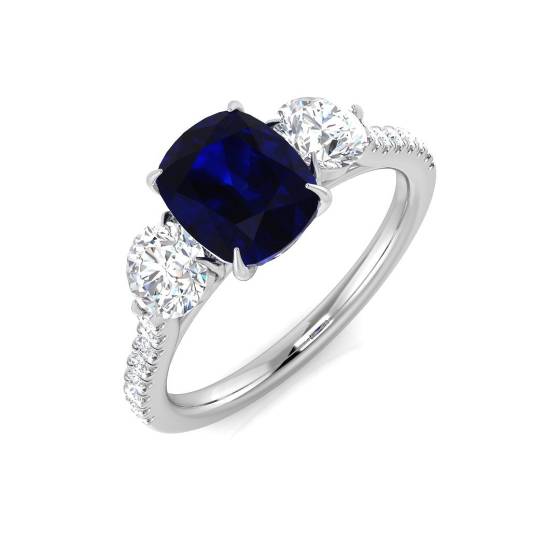 2.46ct SI1/G Cushion cut Blue Sapphire Gemstone Ring in Platinum