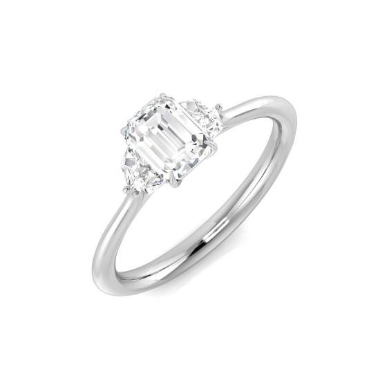 0.86ct VS2/E Emerald cut Diamond 3 Stone Ring in Platinum