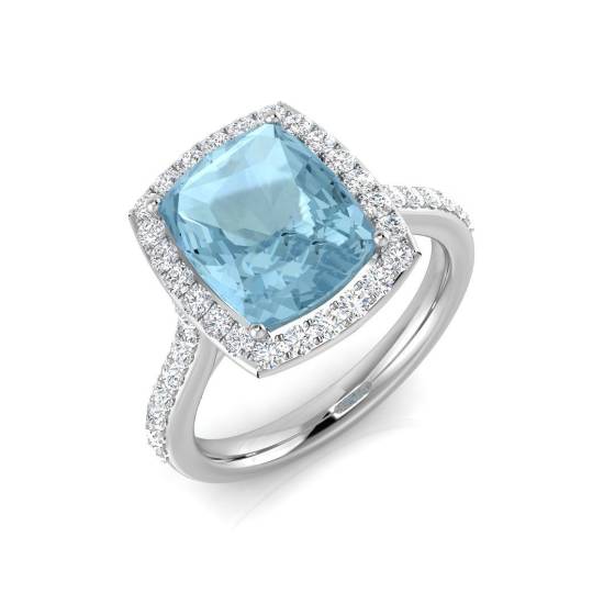 3.55ct SI2/G Cushion cut Aquamarine Gemstone Ring in Platinum