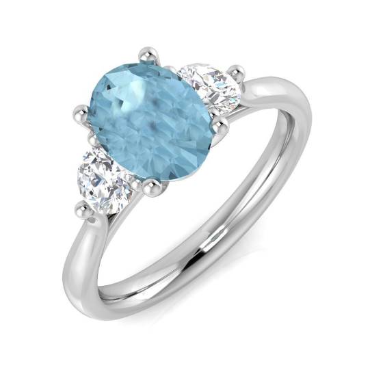 1.54ct SI2/G Oval cut Aquamarine Gemstone Ring in Platinum