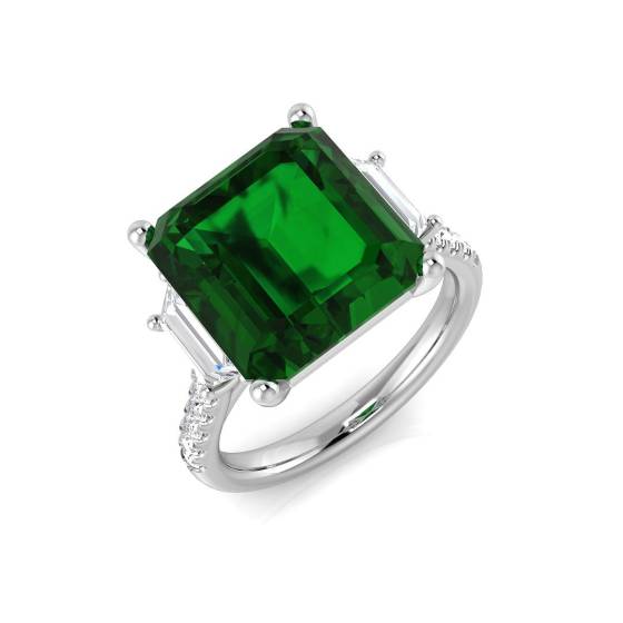 7.55ct SI2/G Emerald cut Emerald Gemstone Ring in Platinum