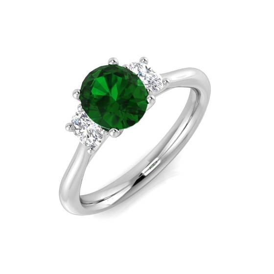 1.33ct SI2/G Oval cut Emerald Gemstone Ring in Platinum