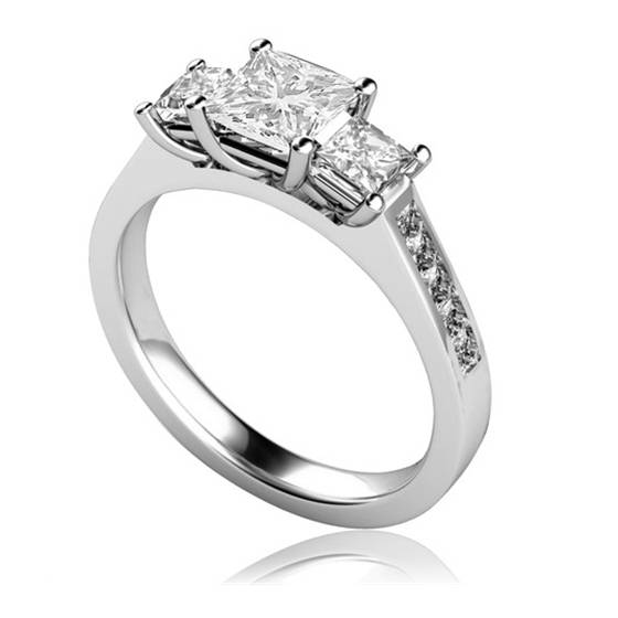 0.75ct SI2/G Princess Diamond Trilogy Ring