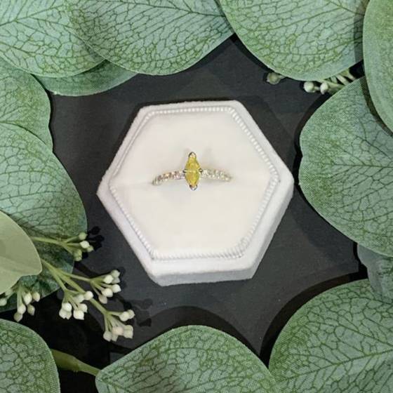 0.95ct SI1/F Marquise Shoulder Set Ring