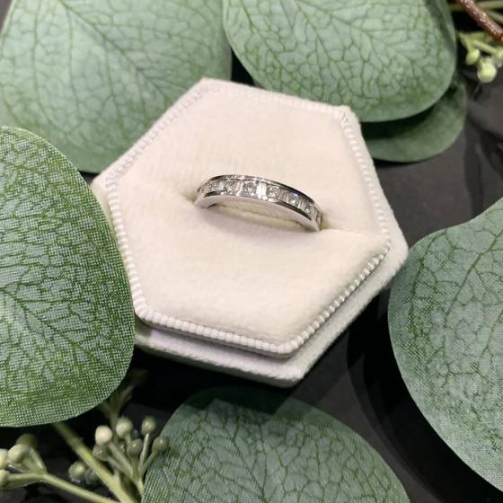 1.50ct VS/F-G Round and Baguette Full Eternity Ring