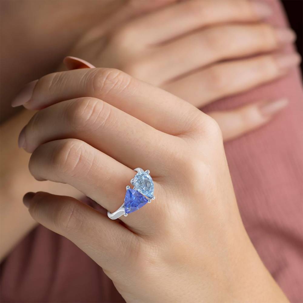 1.70ct Aquamarine & Tanzanite Tonal Blue Pear Ring. W