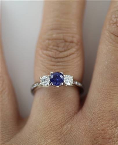 Modern Round Diamond & Blue Sapphire Trilogy Ring W