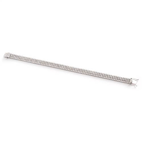 9.00ct Classic Triple Row Diamond Tennis Bracelet W