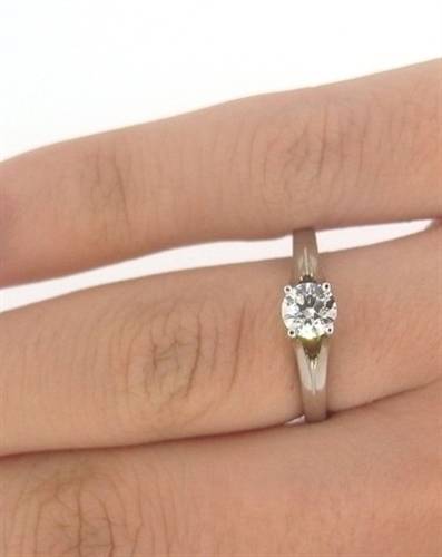 Round Diamond Engagement Ring W