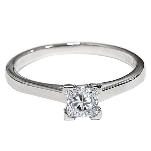 0.40ct SI2/E Princess Solitaire Engagement Ring