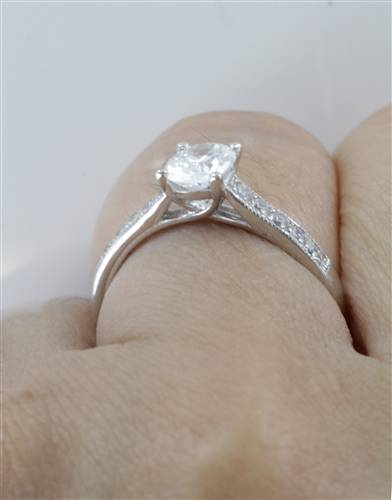 Oval Diamond Shoulder Set Ring W