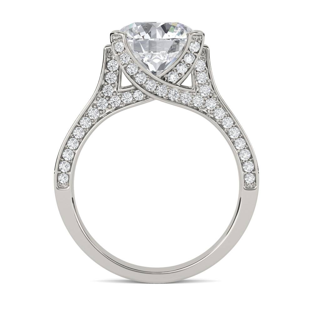 Modern Round Diamond Vintage Ring set in Platinum