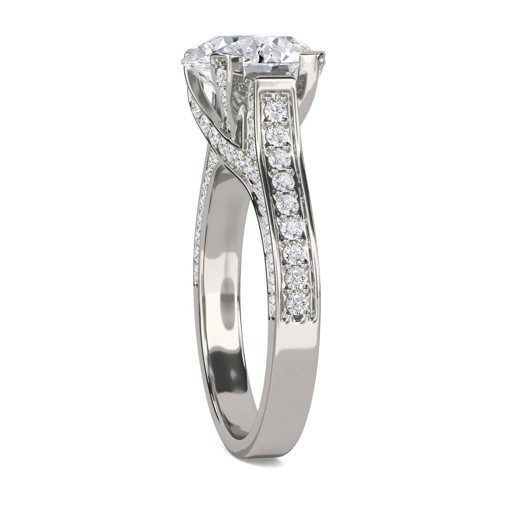 Modern Round Diamond Vintage Ring set in Platinum