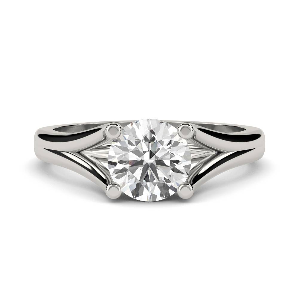 Round Diamond Engagement Ring set in Platinum