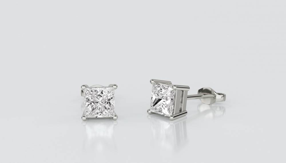 Traditional Princess Diamond Stud Earrings P