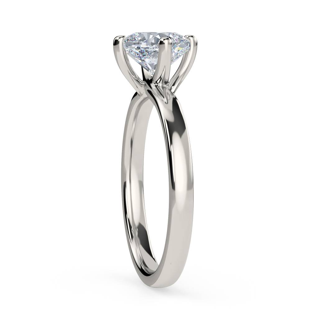 Cushion Diamond Engagement Ring set in Platinum