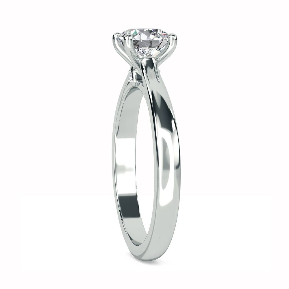 Elegant Round Diamond Engagement Ring W