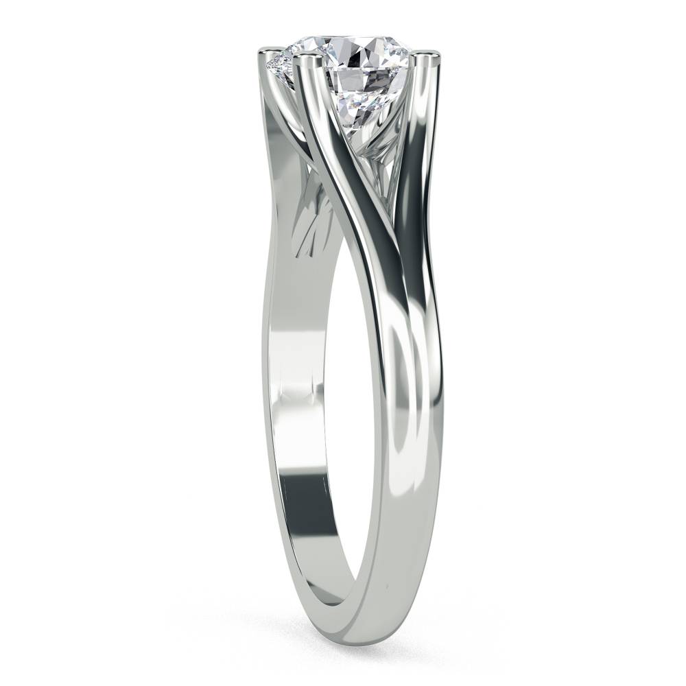 Round Diamond Engagement Ring W