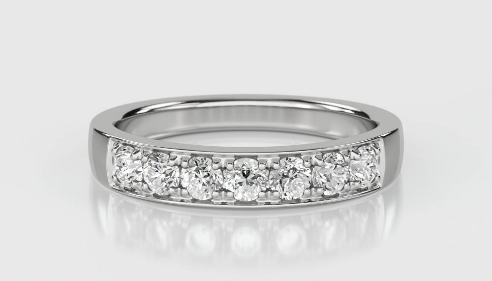 0.50ct Elegant Round Diamond Eternity Ring W